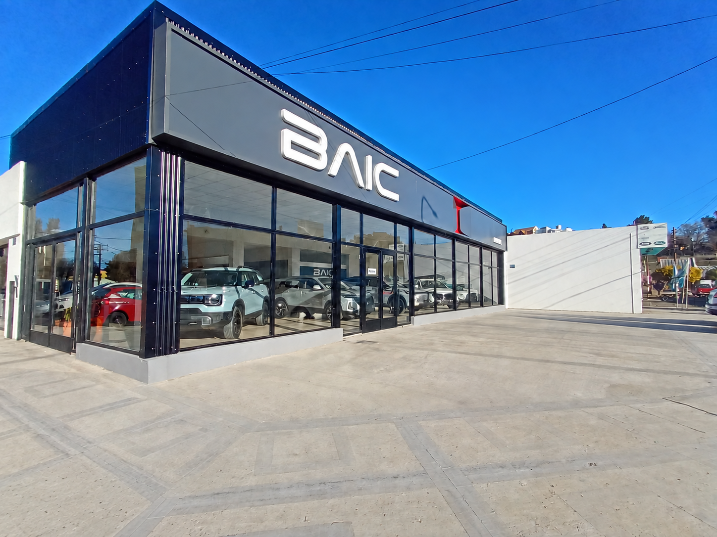 Interior del concesionario BAIC Lauburu